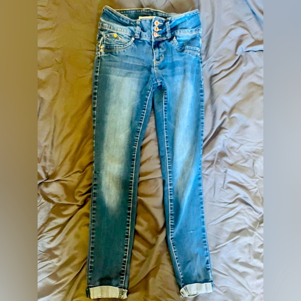 YMI Jeans size 5 mid rise